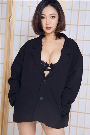这个男人有点魅