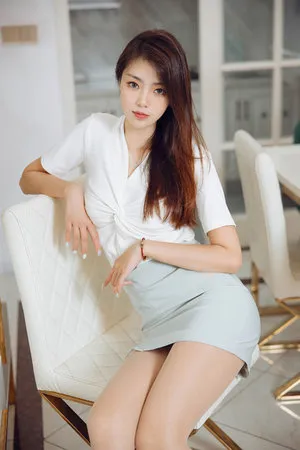 黄昏酒吧